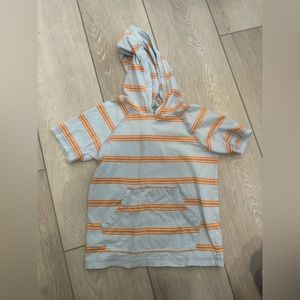 Tea size 5 hooded tee
